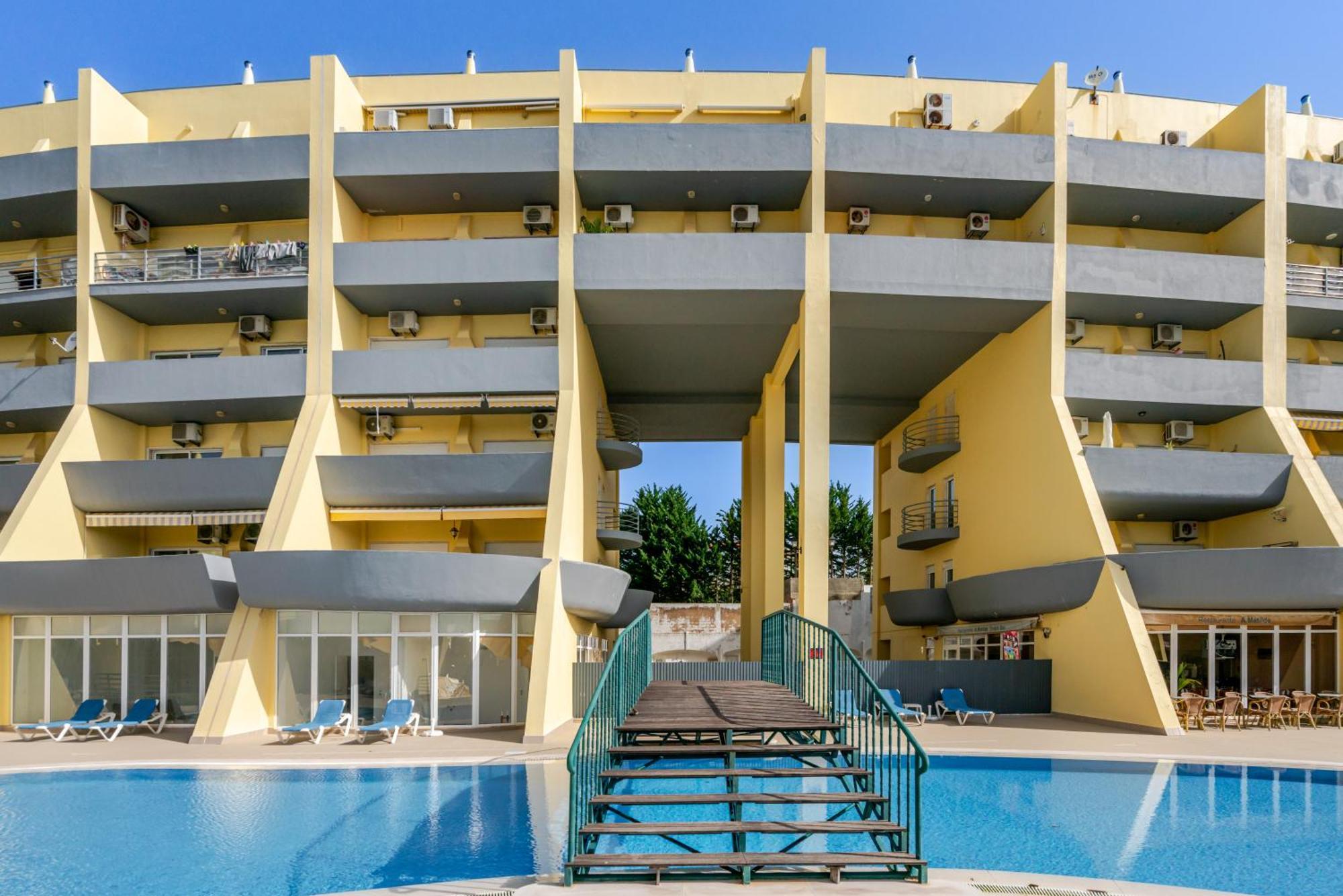 Lagos-Piscine Et Mer- Condominio Do Mar Exterior photo